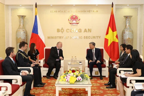 Le Vietnam et la République tchèque renforcent leur coopération dans la lutte anti-criminalité