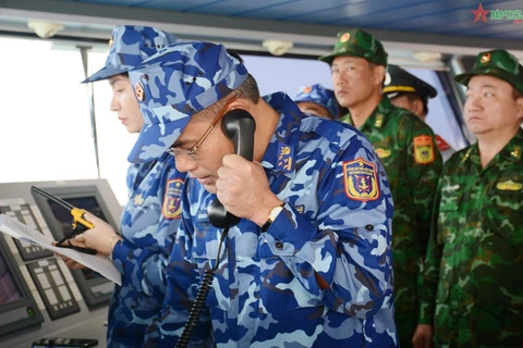 Les Garde-côtes vietnamienne et chinoise entament leur patrouille conjointe
