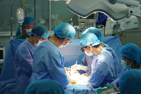 Le Vietnam réussit une première greffe de peau d’un donneur en état de mort cérébrale