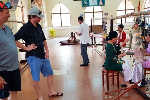 À Ninh Thuân, le village de brocatelles de My Nghiêp tisse la tradition