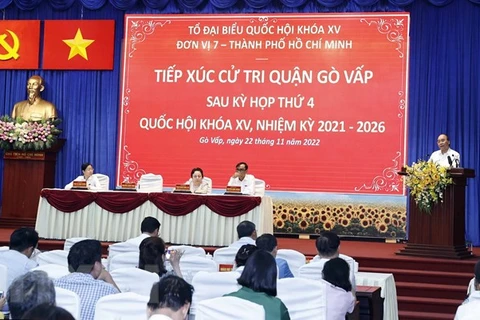 Le président rencontre les électeurs de Ho Chi Minh-Ville