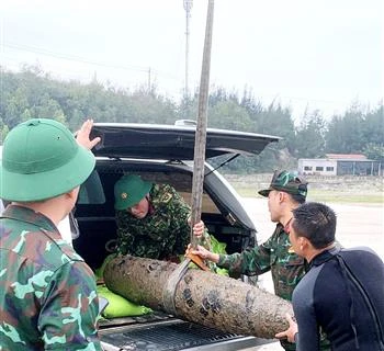 Quang Binh: traitement avec succès d’une bombe découverte par des pêcheurs