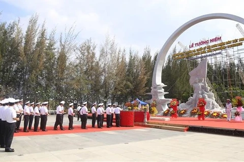 À Khanh Hoa, hommage aux héros morts sur l’île de Gac Ma