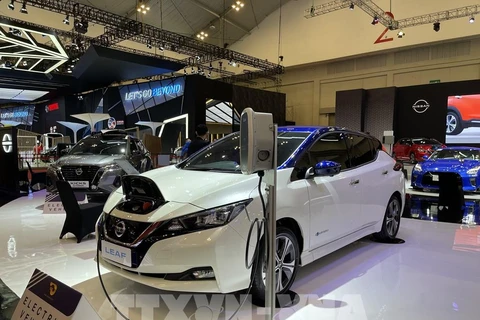 Indonésie et R. de Corée promeuvent la coopération dans les véhicules électriques et le tourisme