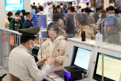 Application de l'authentification biométrique des passagers à l'aéroport de Van Don