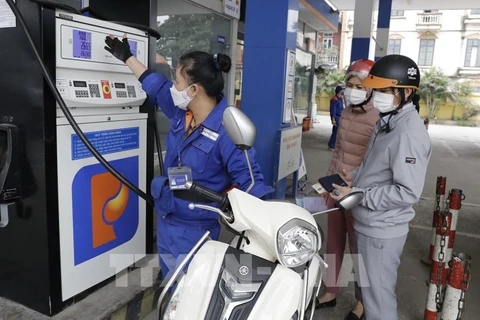 Le prix de l'essence en hausse légère