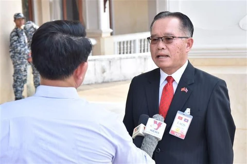 La visite officielle au Laos du président Vo Van Thuong a été "un grand succès"