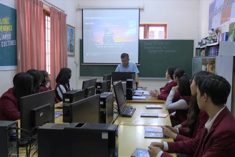 Formation professionnelle au lycée : une nouveauté de la coopération décentralisée franco-vietnamienne