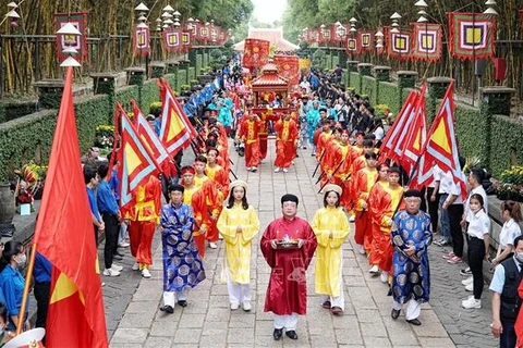 Des activités en commémoration des rois fondateurs Hung dans plusieurs pays