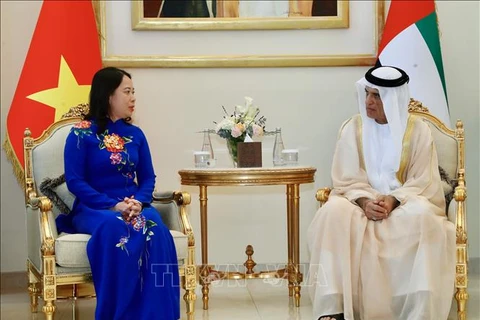 Activités de la vice-présidente Vo Thi Anh Xuan aux Émirats arabes unis