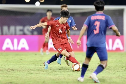 SEA Games : l’U22 du Vietnam rencontrera son adversaire indonésien en demi-finale de football