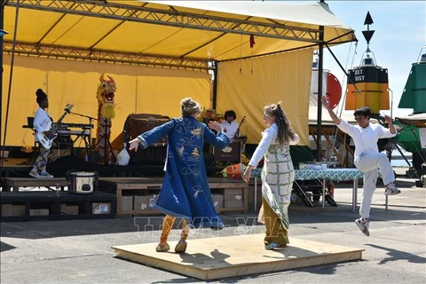 La musique folklorique vietnamienne présentée au festival Oerol aux Pays-Bas