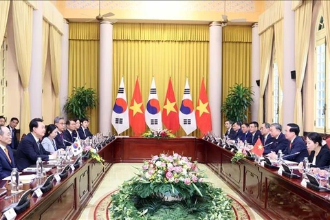 Entretien entre les présidents vietnamien et sud-coréen