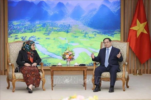 Le Premier ministre Pham Minh Chinh reçoit l'ambassadrice de Brunei au Vietnam