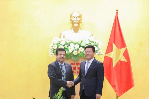 Le Vietnam et le Chili promeuvent leur coopération commerciale
