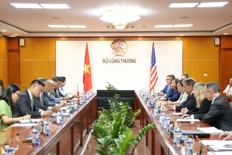 Le Vietnam et les États-Unis promeuvent la coopération bilatérale dans le commerce