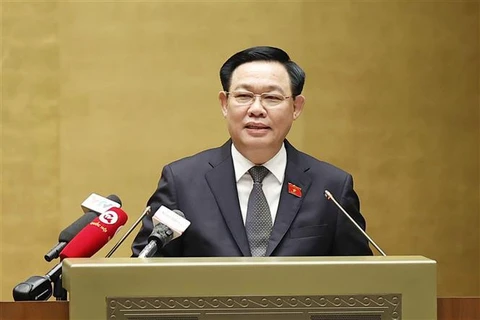 Le président de l’AN Vuong Dinh Hue au Forum des travailleurs 2023