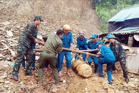 Une bombe datant de la guerre neutralisée à Nghê An