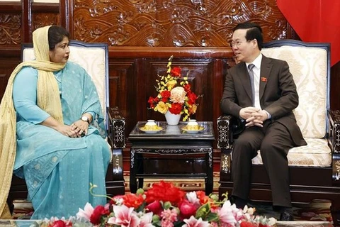 Le président suggère au Vietnam et au Bangladesh de stimuler leur coopération multisectorielle