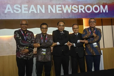 L'Indonésie lance la salle de presse de l'ASEAN lors du 43e Sommet de l'ASEAN