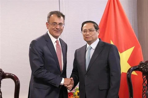 Le PM s'engage à créer des conditions optimales aux entreprises américaines investissant au Vietnam