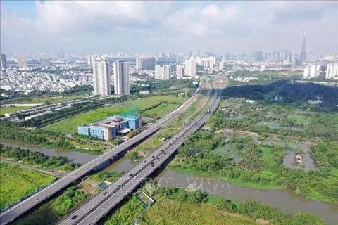 Hô Chi Minh-Ville : lancement du concours "DigiTrans Smart City 2023" 