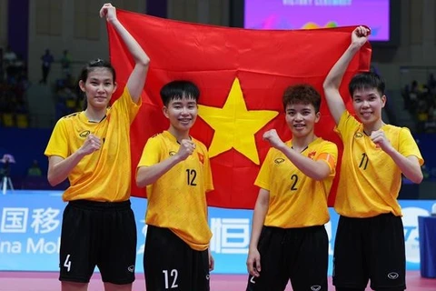 ASIAD 19 : l'équipe féminine de sepak takraw de quatre remporte la 2e médaille d'or pour le Vietnam