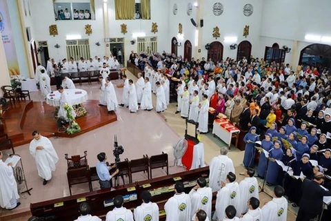 Les catholiques apportent d'importantes contributions au développement national