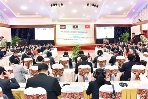 Cambodge, Laos et Vietnam promeuvent la coopération économique vers le développement durable 