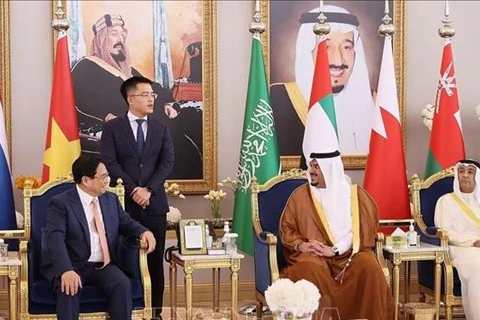Le PM Pham Minh Chinh arrive à Riyad pour le Sommet ASEAN-CCG et une visite en Arabie Saoudite