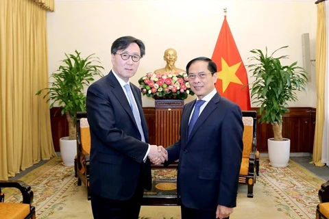Renforcement des relations entre le Vietnam et la République de Corée
