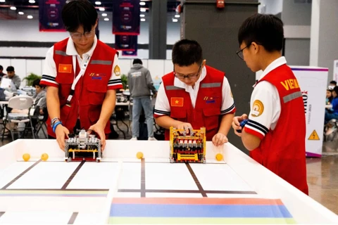 Les équipes vietnamiennes remportent des nombreux prix à World Robot Olympiad 