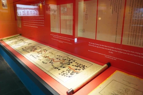 Les archives impériales de la dynastie des Nguyên s’exposent à Hanoi