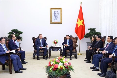 Le russe Zarubezhneft et les investisseurs sud-coréens exhortés à se renforcer au Vietnam