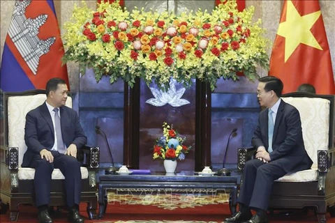 Le Vietnam souhaite promouvoir les relations d’amitié et la coopération intégrale avec le Cambodge