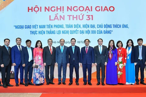 Le ministre des Affaires étrangères souligne la "diplomatie du bambou" du Vietnam