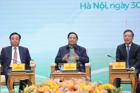 Le Premier ministre Pham Minh Chinh dialogue avec les agriculteurs