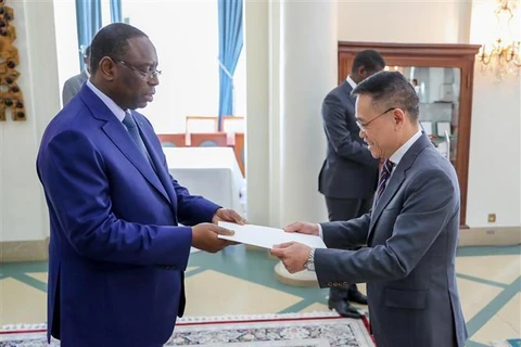 Le Sénégal est prêt à coopérer avec le Vietnam pour répondre aux problèmes mondiaux