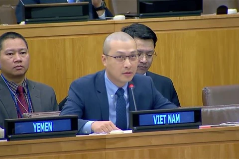 Le Vietnam appelle à promouvoir la sécurité, la sûreté et le rôle des femmes dans les opérations de maintien de la paix