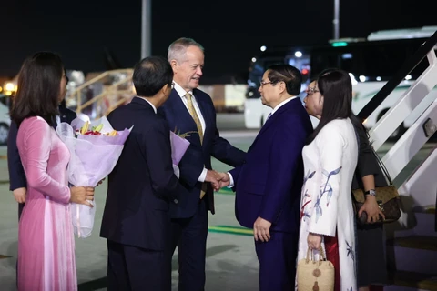 Le PM Pham Minh Chinh arrive à Melbourne pour le Sommet spécial ASEAN-Australie et une visite officielle