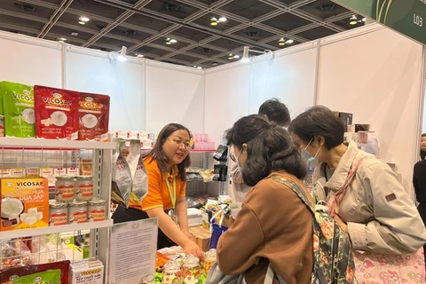 Des entreprises vietnamiennes participent au salon de l'alimentation végétarienne à Hong Kong