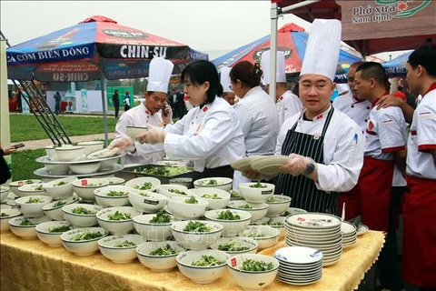 Ouverture du Festival du pho 2024 à Nam Dinh