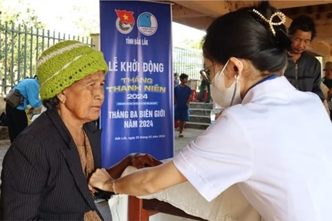 L'Association des jeunes médecins de Dak Lak s’engage pour la santé communautaire