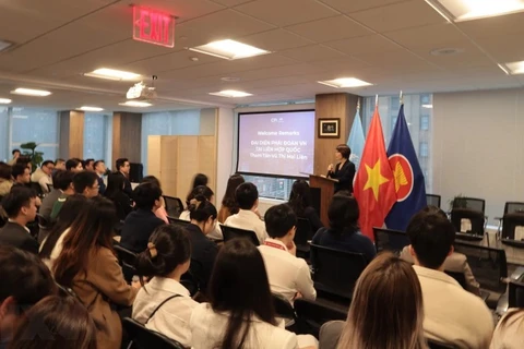 Atelier d'orientation professionnelle pour soutenir des étudiants vietnamiens aux États-Unis