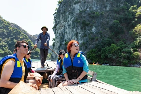 Le Vietnam attend 18 millions de touristes étrangers cette année