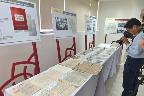 De nombreux documents d'archives originaux sur la campagne de Dien Bien Phu dévoilés