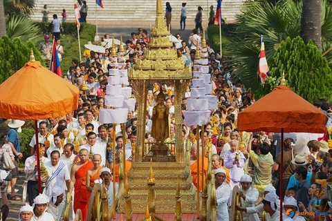 Le Vietnam félicite le Laos et le Cambodge à l'occasion du Nouvel An traditionnel