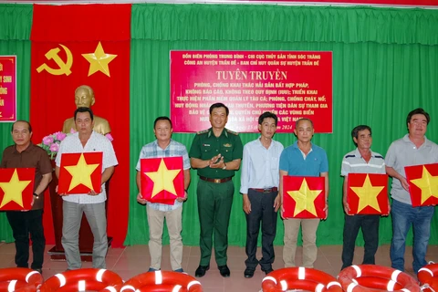 Soc Trang renforce la sensibilisation sur la lutte contre la pêche INN