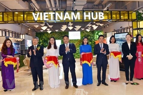 Ouverture d’une zone de promotion du commerce du Vietnam à Shanghai