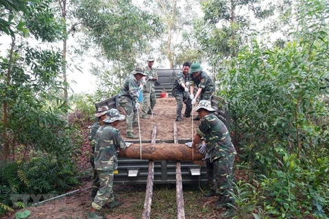 Déminage de 25 obus datant de la guerre à Quang Tri